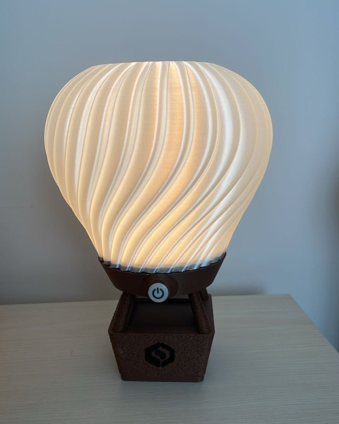 LumeAir – Lampada LED a forma di mongolfiera
